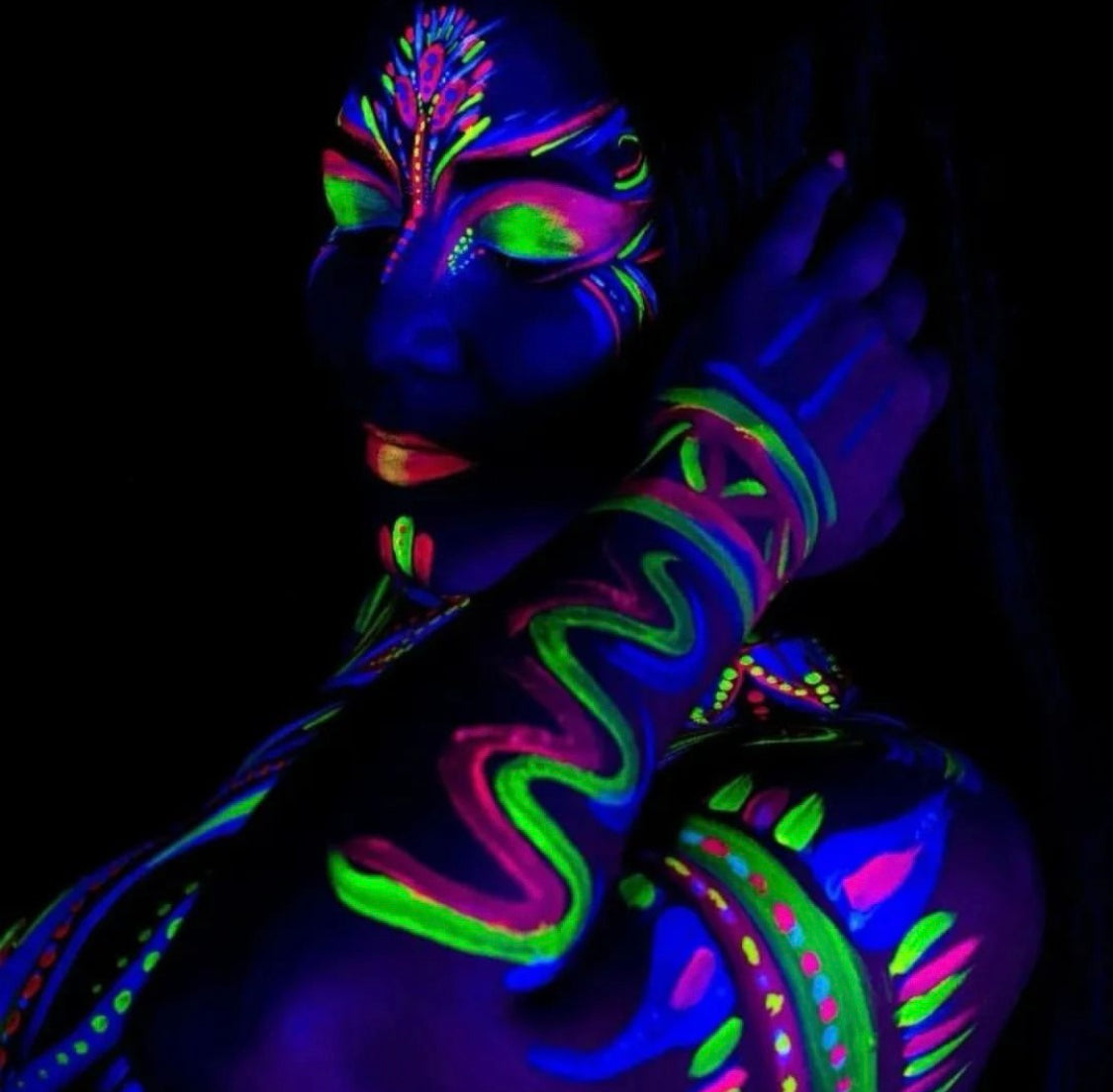 Kryvaline Fluorescent Neon Professional Face and Body Paint Ideal for Special Effect Body Art Makeup and Face Painting with Single Colors 30mg Each in a Snap Case… - Kryvaline Body Art Makeup | Glitter Tattoos, Face & Body Paint, Design - Kryvaline Body Art Makeup