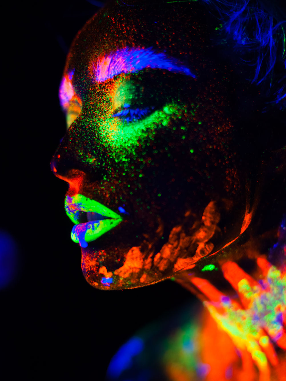 Kryvaline Neon Fluorescent Face and Body Paint 30g Purple - Kryvaline Body Art Makeup | Glitter Tattoos, Face & Body Paint, Design - Kryvaline Body Art Makeup